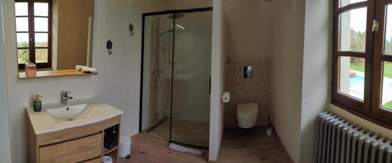 Domaine Les Garrigues Bed & Breakfast Puygaillard-de-Quercy ภายนอก รูปภาพ