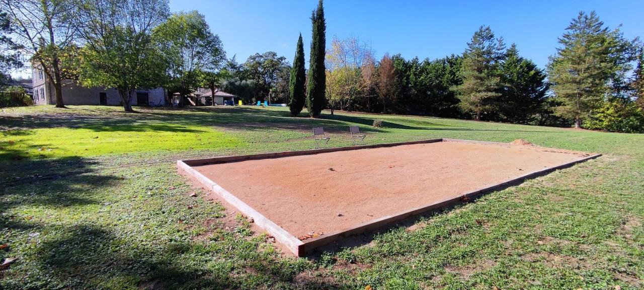 Domaine Les Garrigues Bed & Breakfast Puygaillard-de-Quercy ภายนอก รูปภาพ